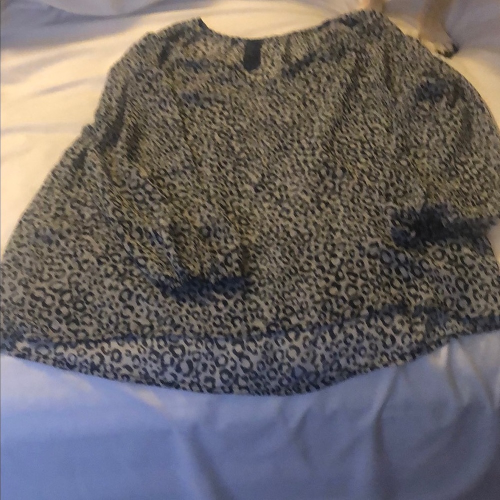 Leopard print sheer 3/4 length shirt
